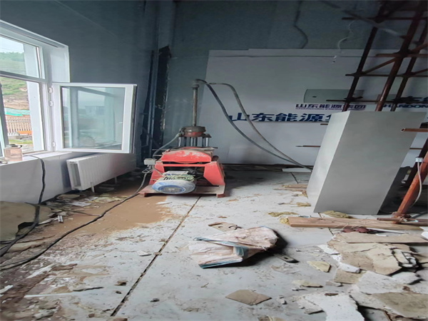 嘉禾地基基础下沉墙体裂缝加固注浆顶升施工